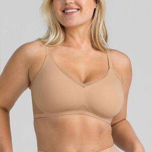 Honeylove Crossover Wireless Mesh Bra in Sand 3X Comfort Smoothing